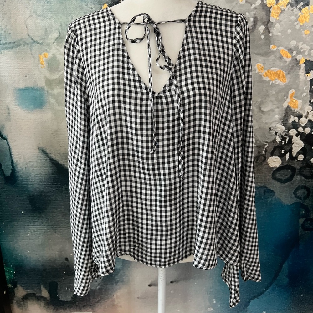 Checkered bell sleeve top